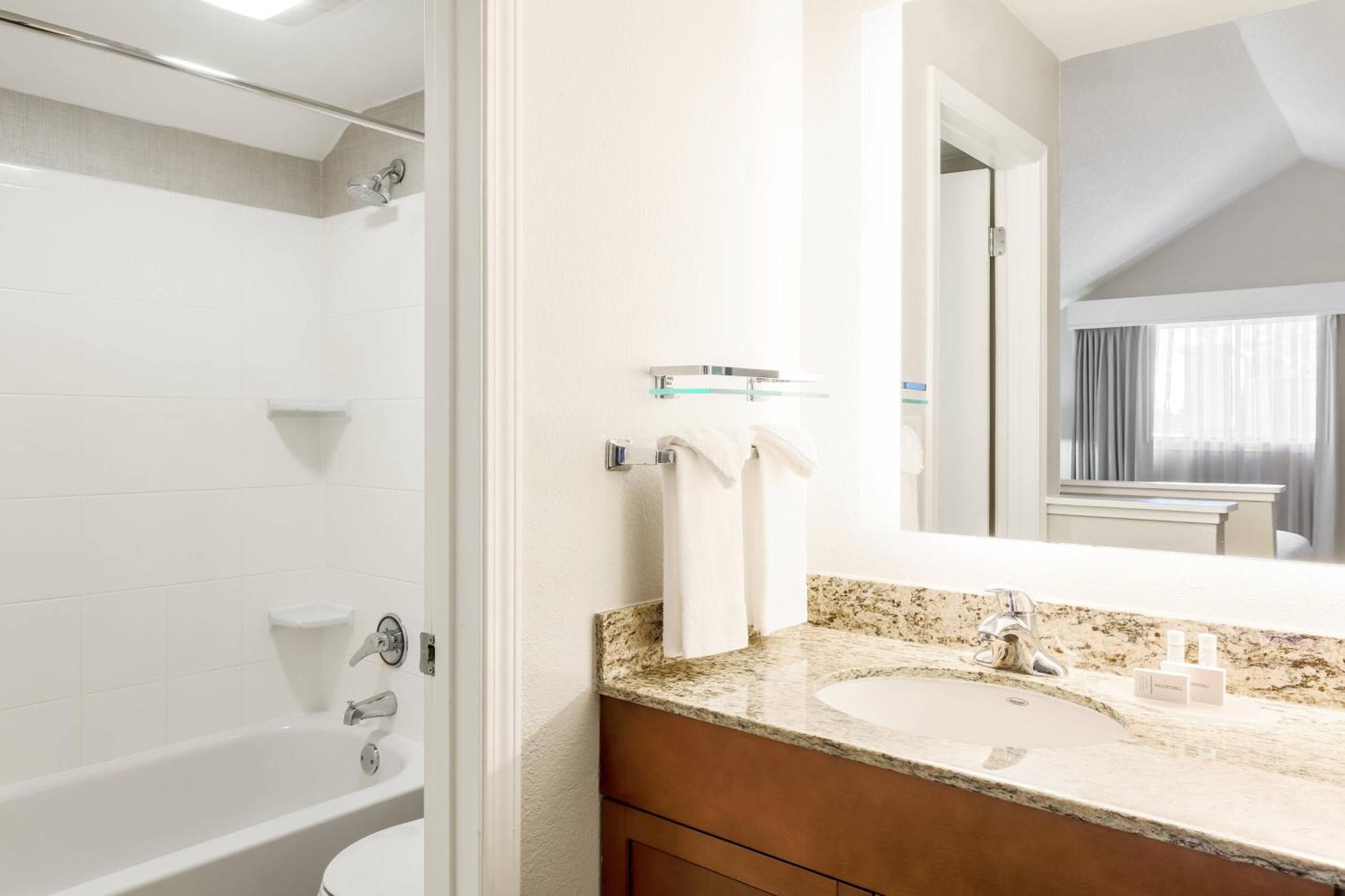 Residence Inn By Marriott Atlanta Cumberland/Galleria Smyrna Extérieur photo